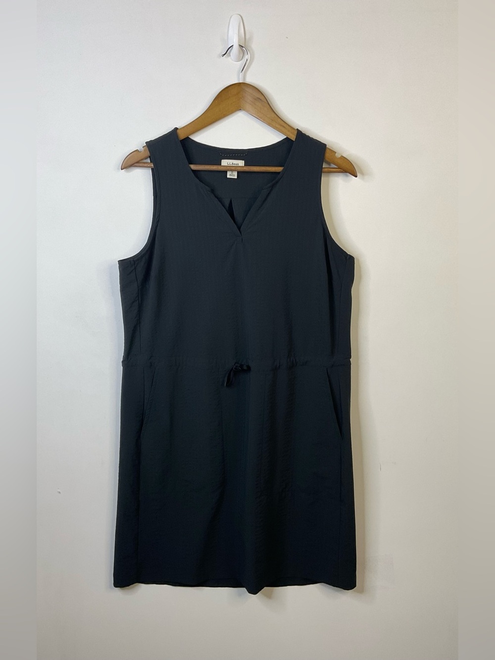 LL Bean Venture Stretch Seesucker Dress Size Medium